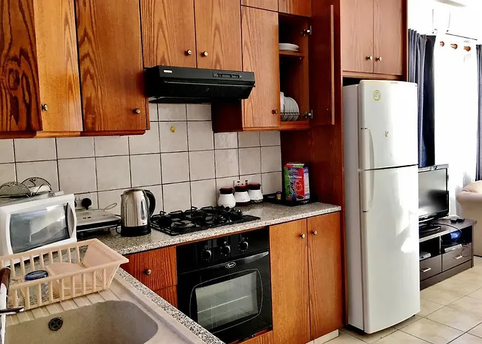 House Mesopotamias 32 * Λάρνακα