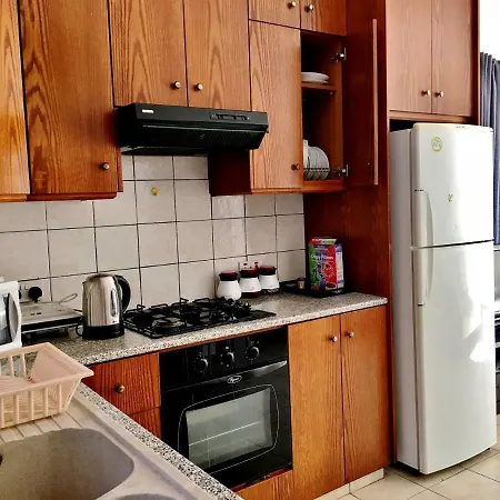 House Mesopotamias 32 * לרנקה