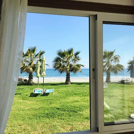 House Mesopotamias 32 בית נופש לרנקה